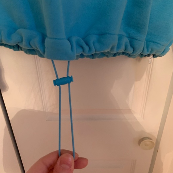 Levi’s - crop hoodie with draw string! - Picture 2 of 3